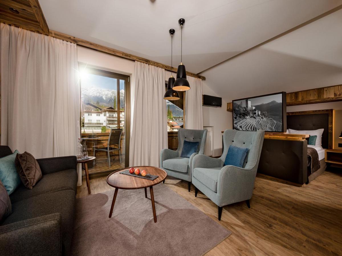 Mondi Hotel Tscherms Eksteriør bilde