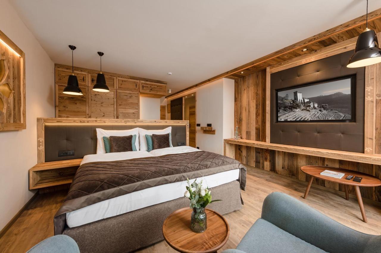 Mondi Hotel Tscherms Eksteriør bilde