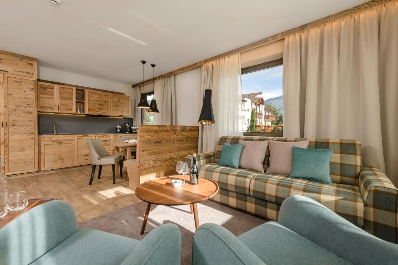 Mondi Hotel Tscherms Eksteriør bilde