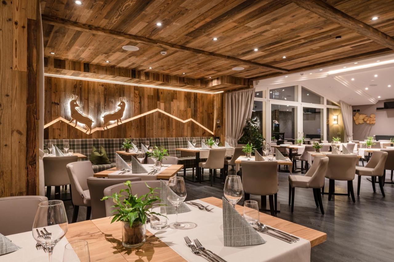 Mondi Hotel Tscherms Eksteriør bilde