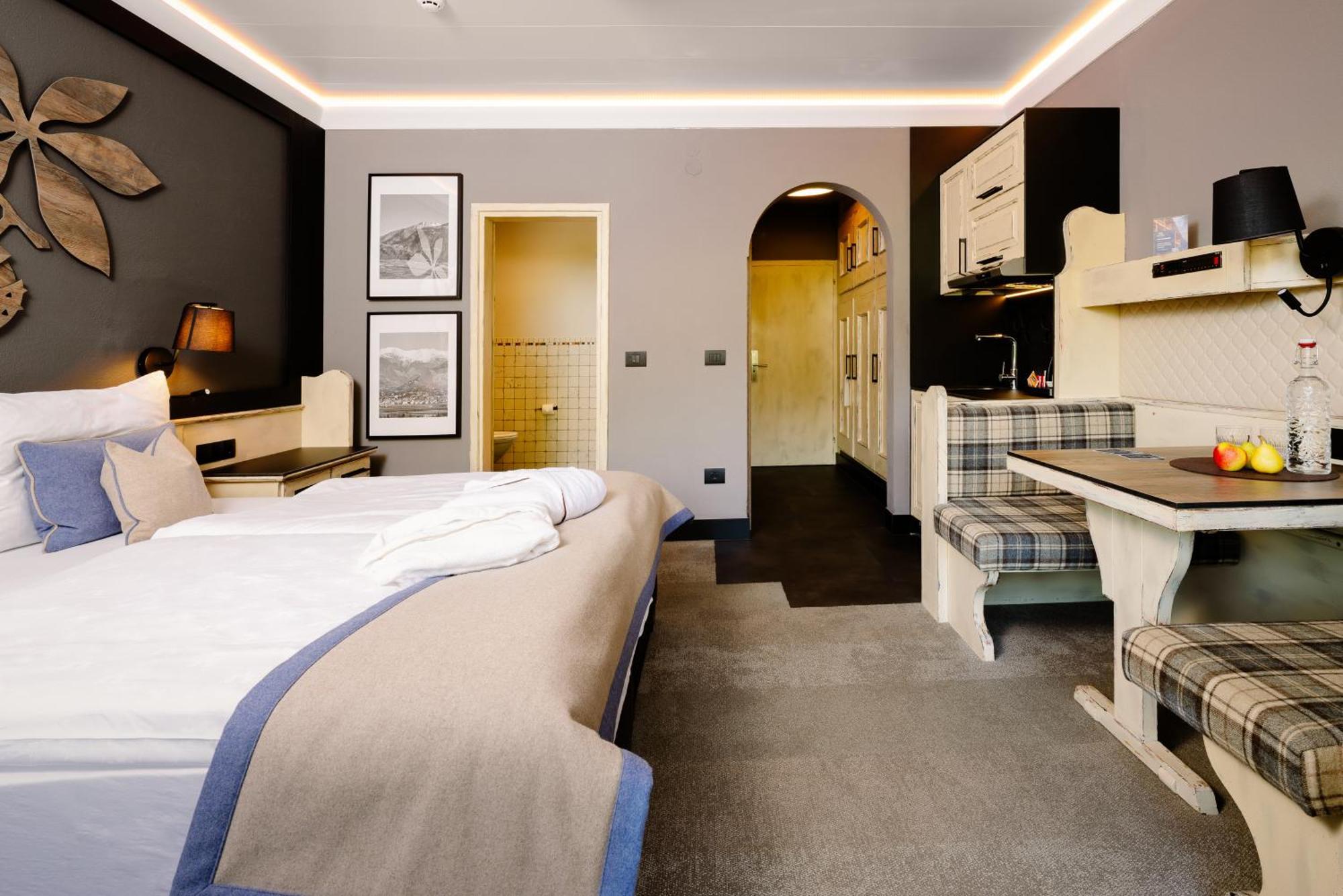 Mondi Hotel Tscherms Eksteriør bilde